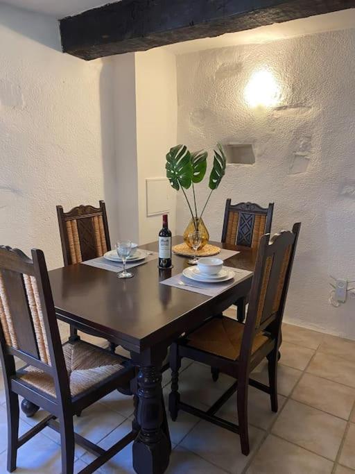 Spacious 1 Bed Home With Shared Pool Champagnac-la-Riviere Exterior foto